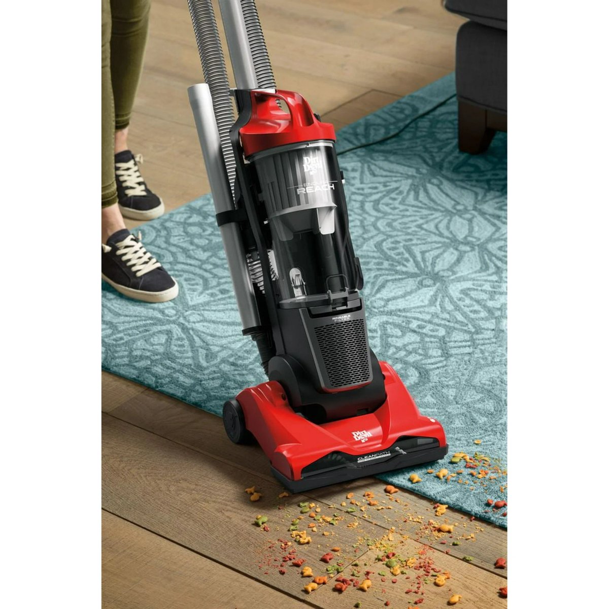Dirt Devil Endura Reach bagless upright vacuum