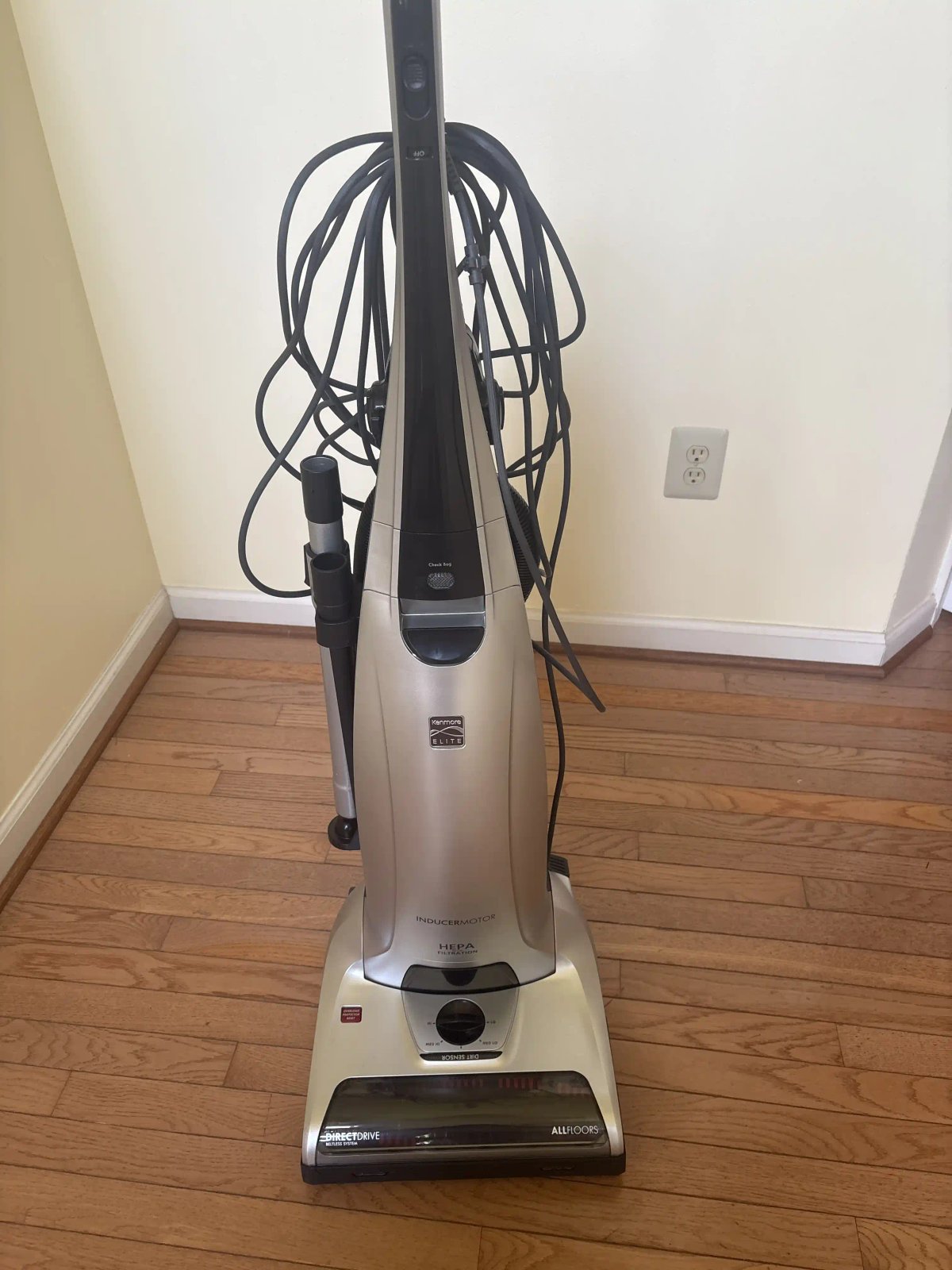 Kenmore Elite 31150 HEPA upright vacuum