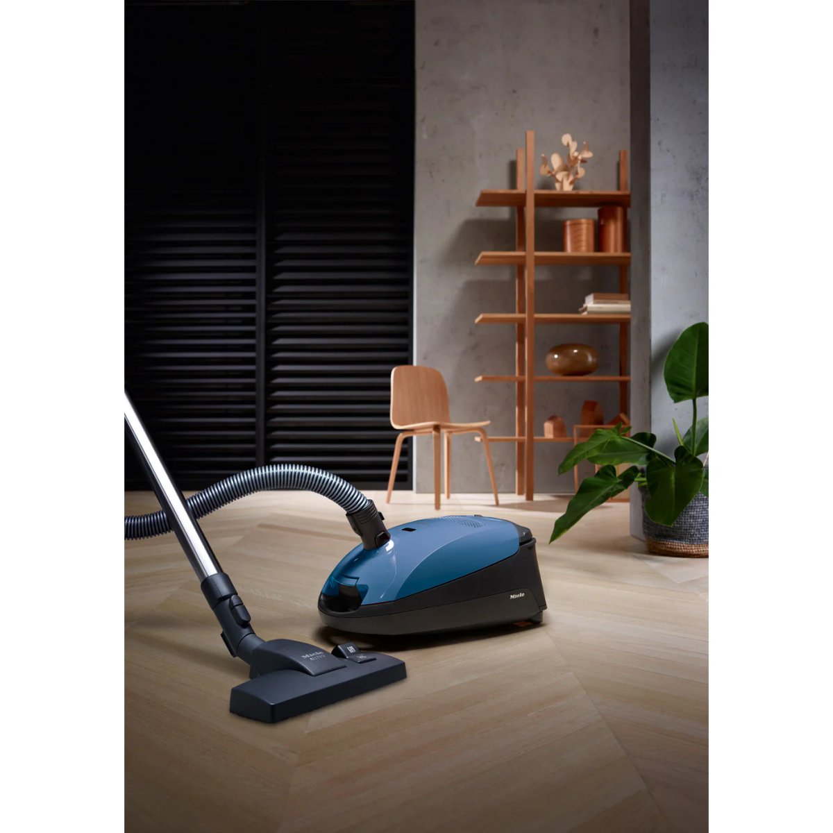 Miele Compact C1 Pure Suction canister vacuum