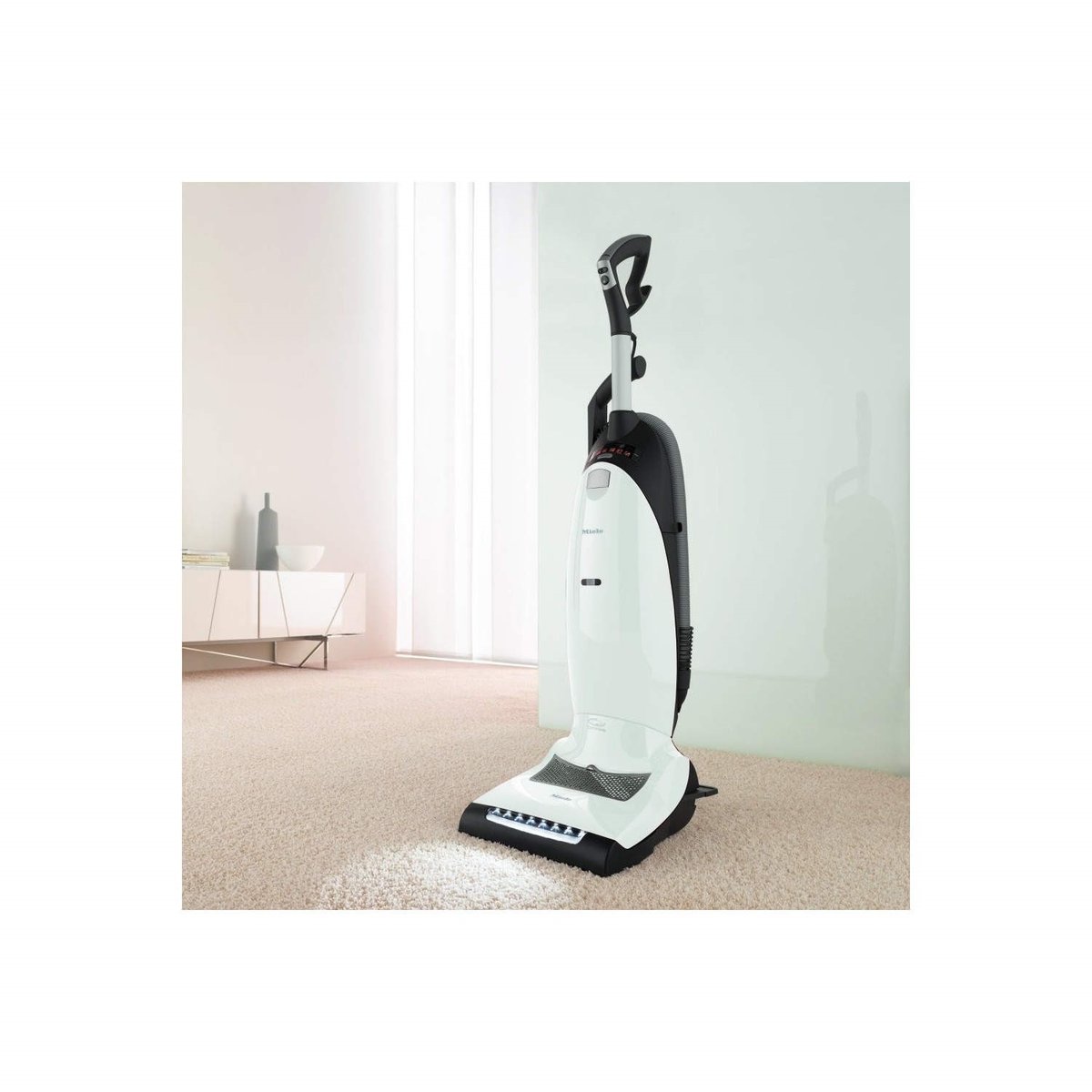 Miele Dynamic U1 Cat and Dog upright vacuum
