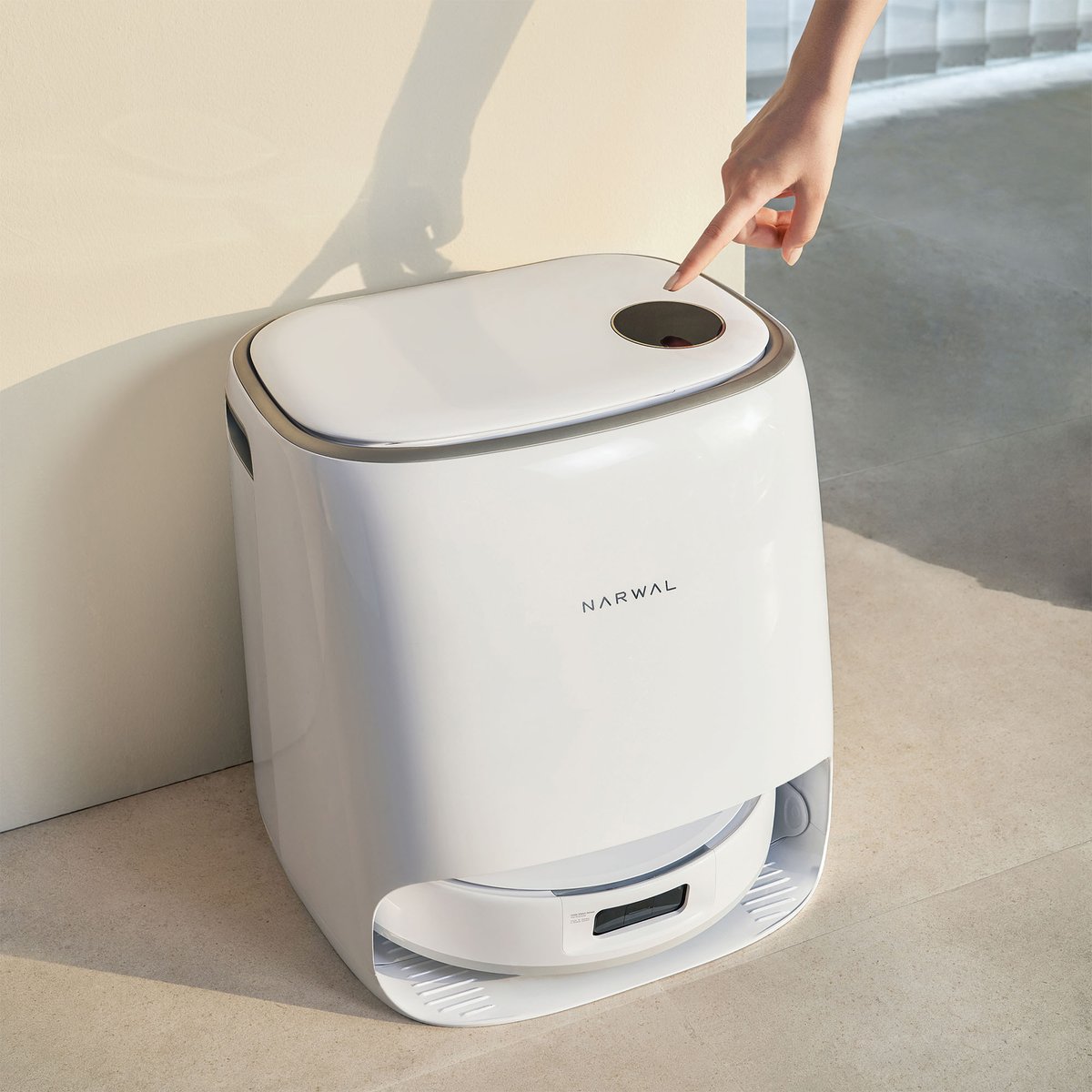 Narwal Freo X Ultra self-cleaning robot mop
