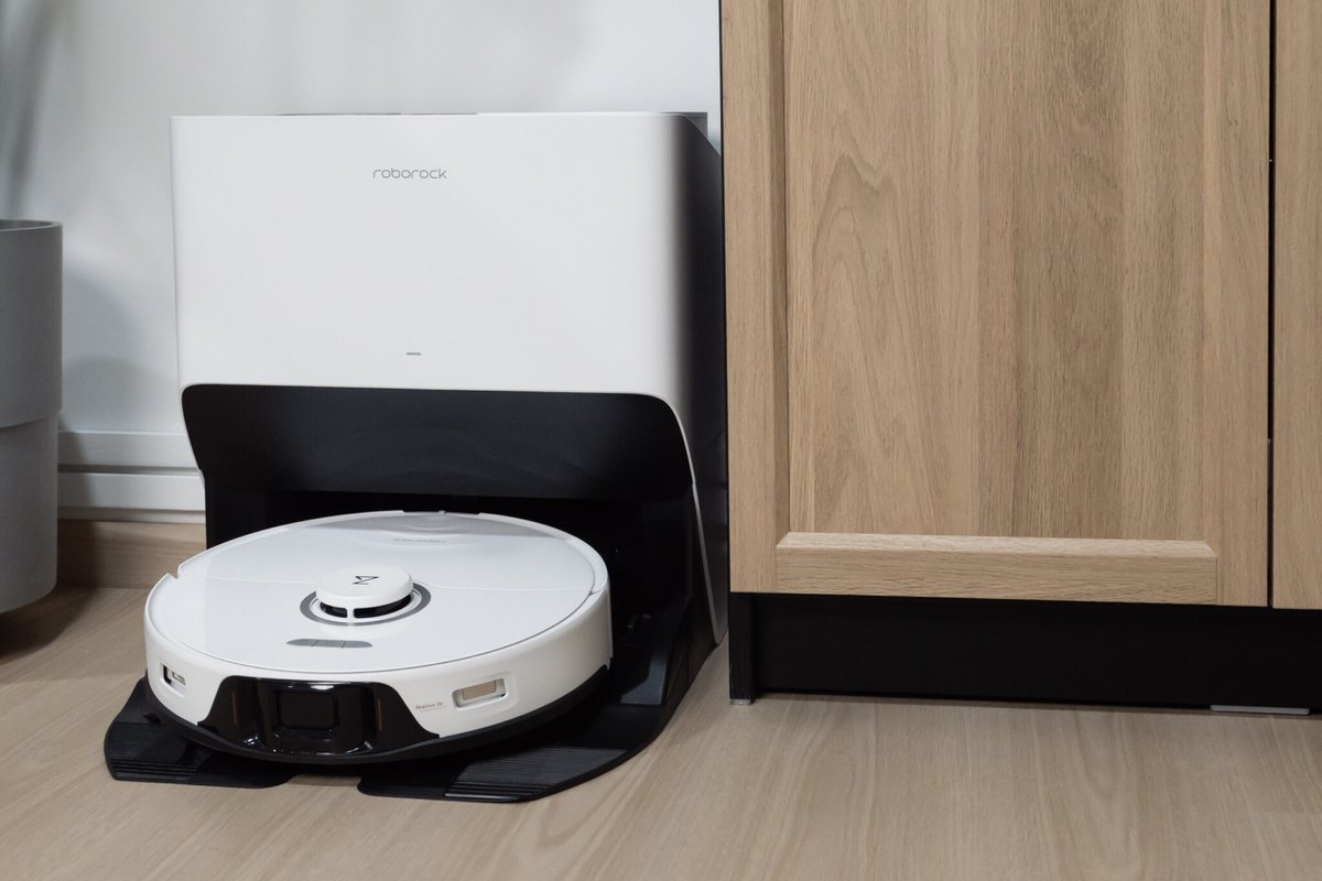 roborock S8 Pro Ultra robot vacuum and mop