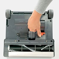 Sebo Auto X5 brush roll maintenance