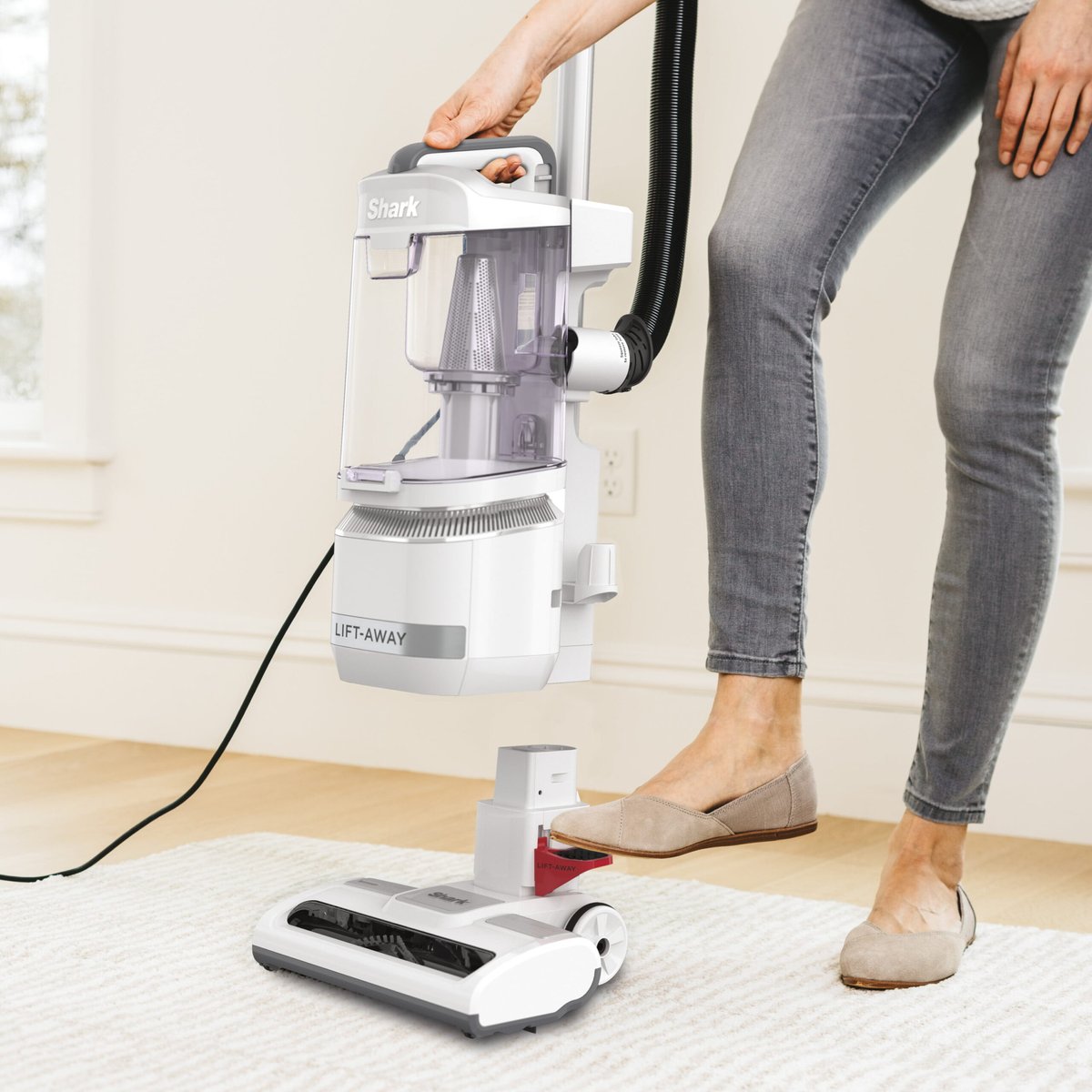 Shark Navigator Lift-Away Pro upright vacuum