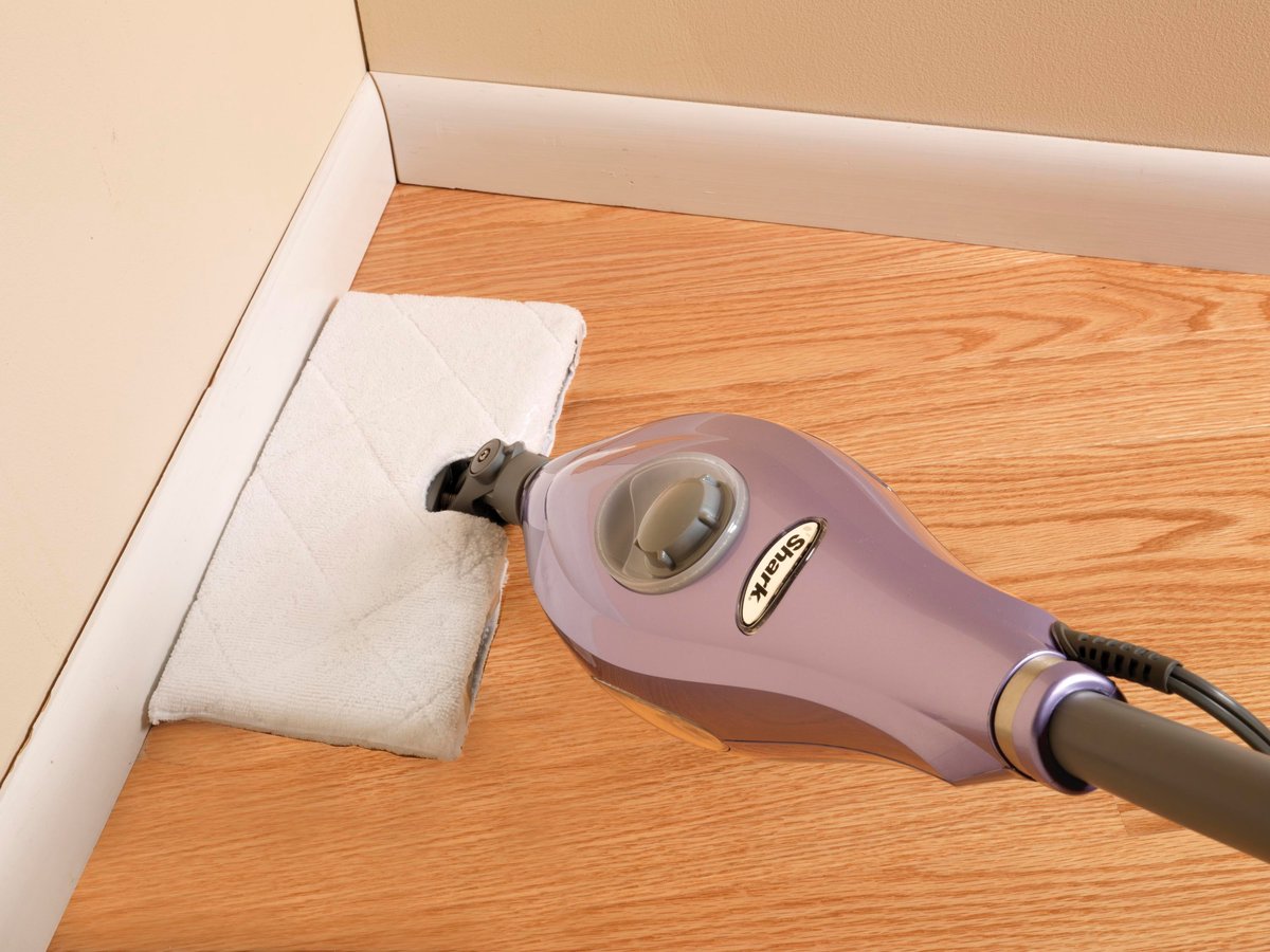 Shark Steam Pocket Mop S3501 cleaning hardwood floor with edge detail